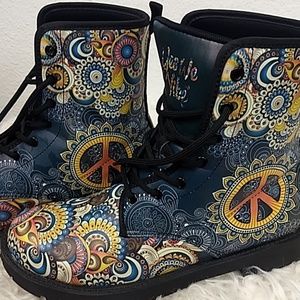 yes we vibe hippie combat boot unisex peace sign sz.9